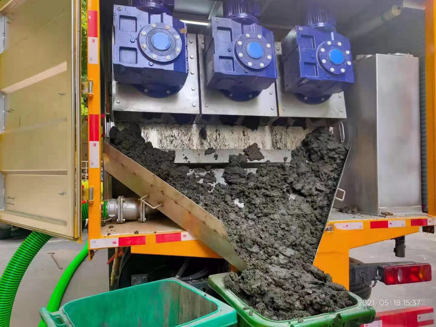 石河子乡化粪池清掏城市维护站-泥浆净化干湿分离处理